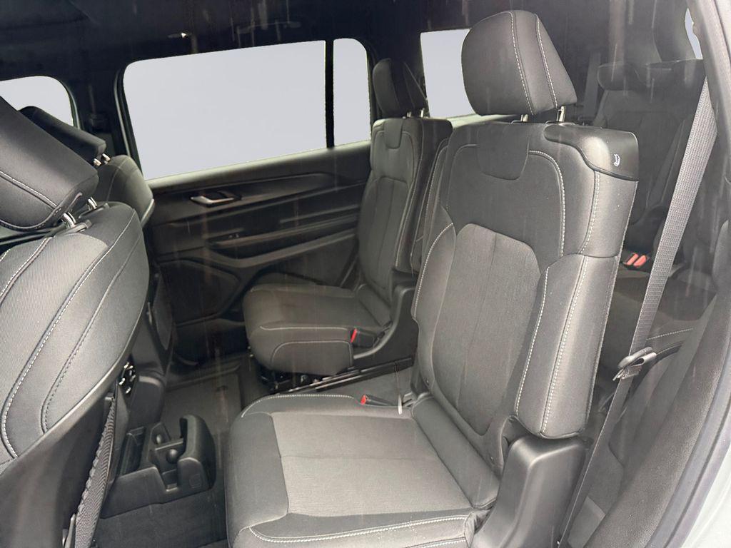 new 2025 Jeep Grand Cherokee L car, priced at $42,045