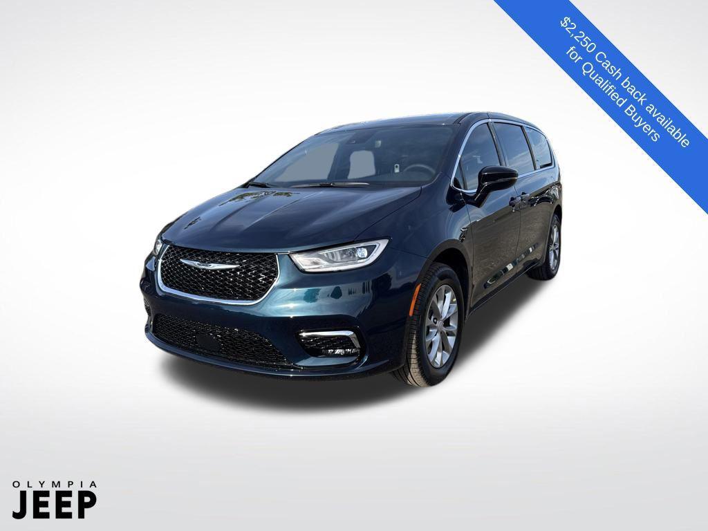 new 2025 Chrysler Pacifica car, priced at $44,402