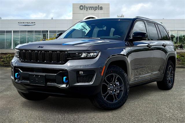 new 2024 Jeep Grand Cherokee car, priced at $61,900