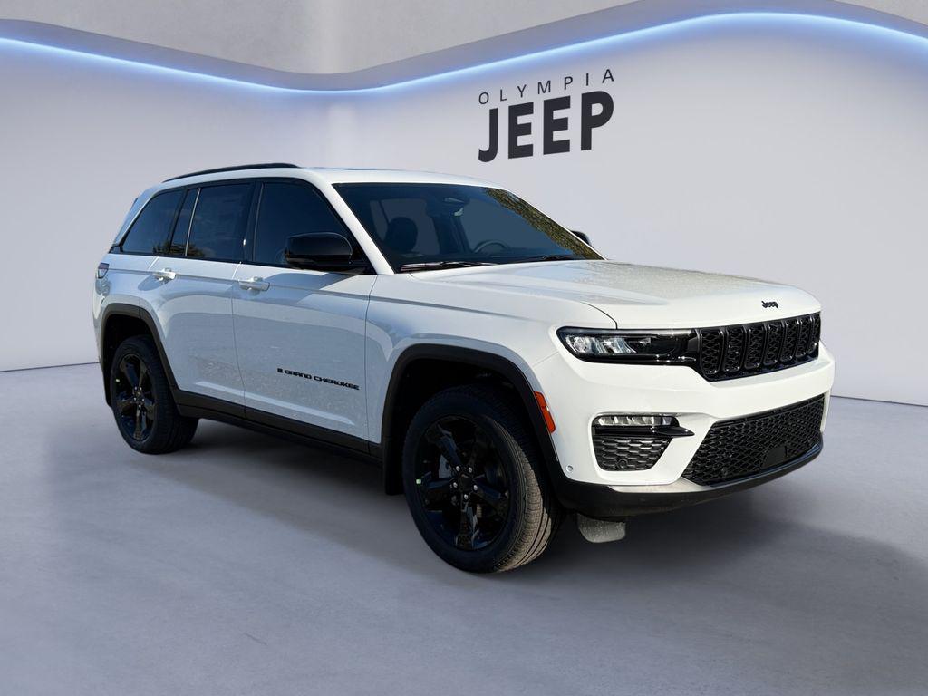 new 2025 Jeep Grand Cherokee car, priced at $50,827