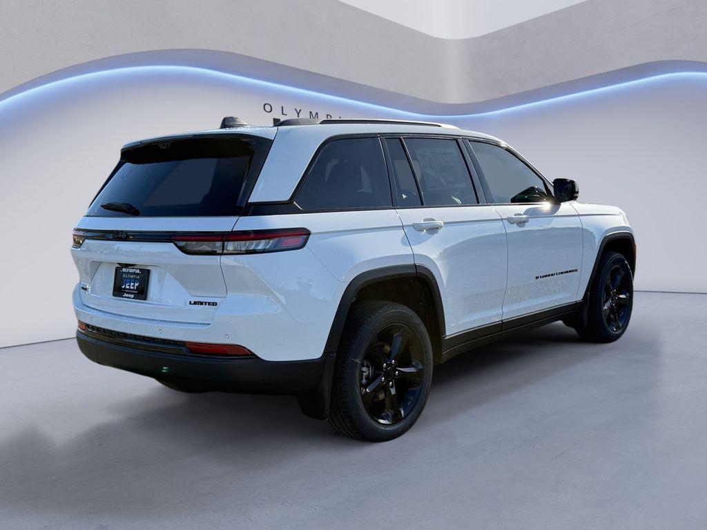 new 2025 Jeep Grand Cherokee car, priced at $50,827