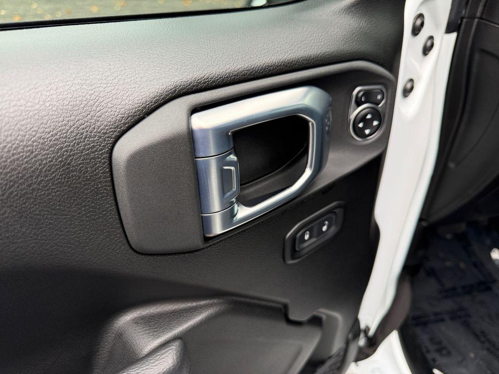 new 2026 Jeep Wrangler car, priced at $45,205