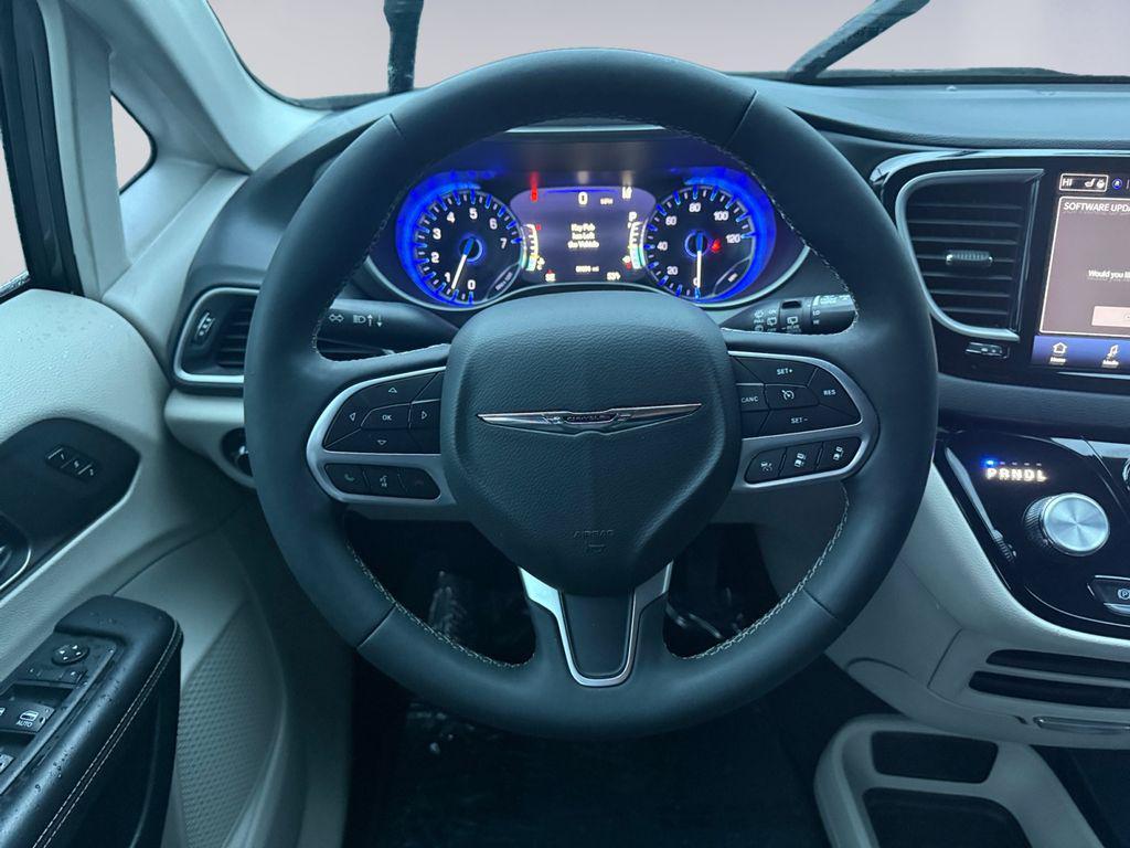 used 2022 Chrysler Pacifica car, priced at $23,998