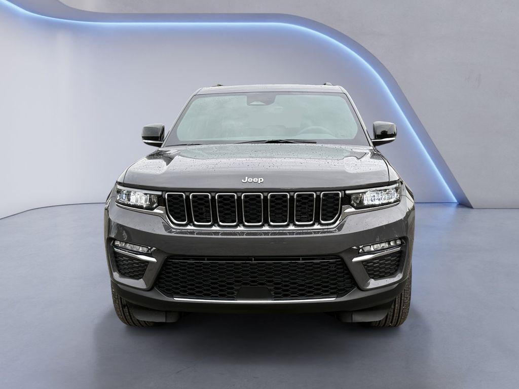 new 2025 Jeep Grand Cherokee car, priced at $45,755