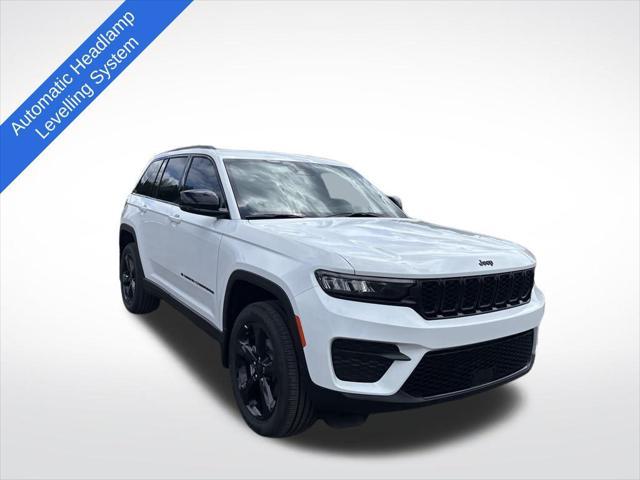 new 2025 Jeep Grand Cherokee car, priced at $44,180
