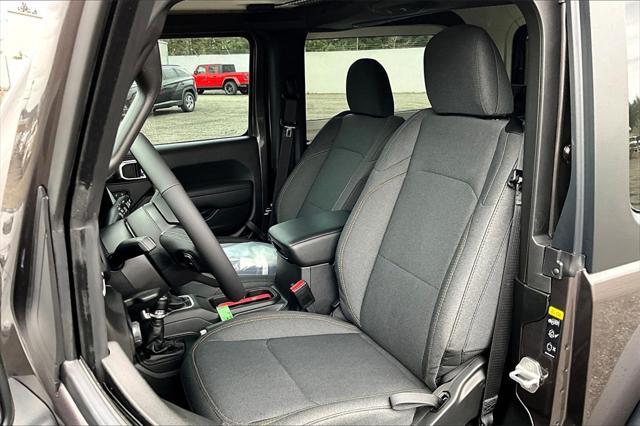 new 2025 Jeep Wrangler car, priced at $45,352