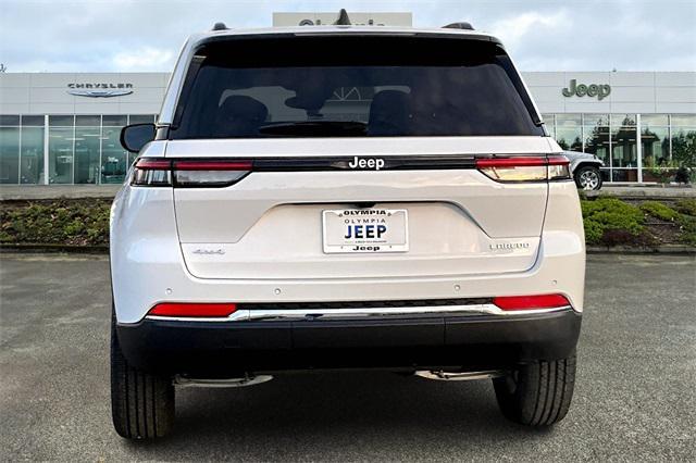 new 2025 Jeep Grand Cherokee car, priced at $42,120