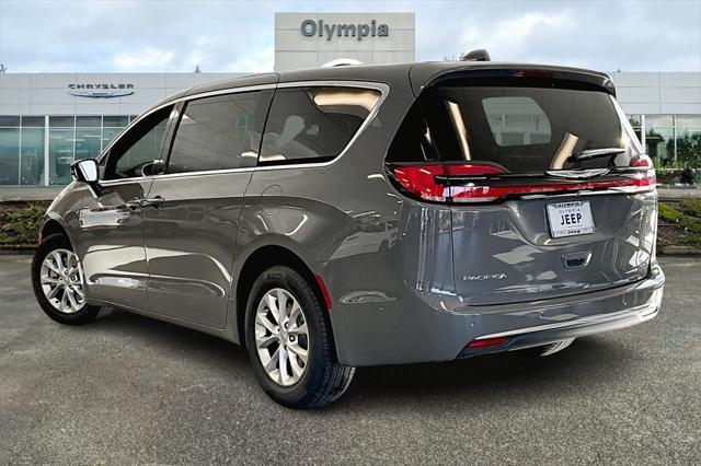 new 2025 Chrysler Pacifica car, priced at $48,915