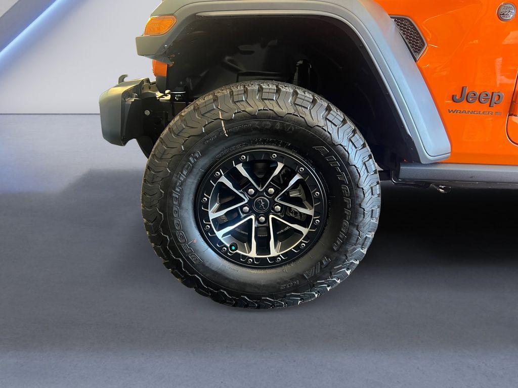 new 2025 Jeep Wrangler car, priced at $51,131