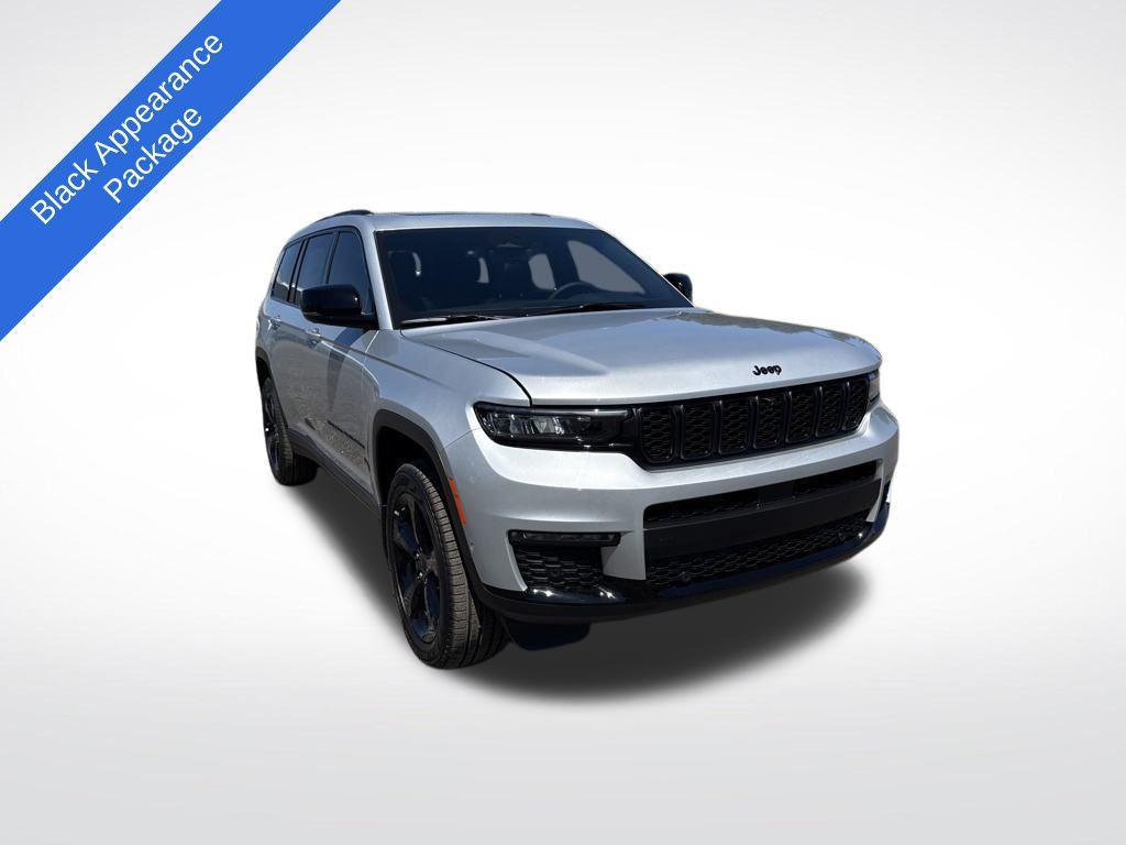 new 2025 Jeep Grand Cherokee L car, priced at $61,705
