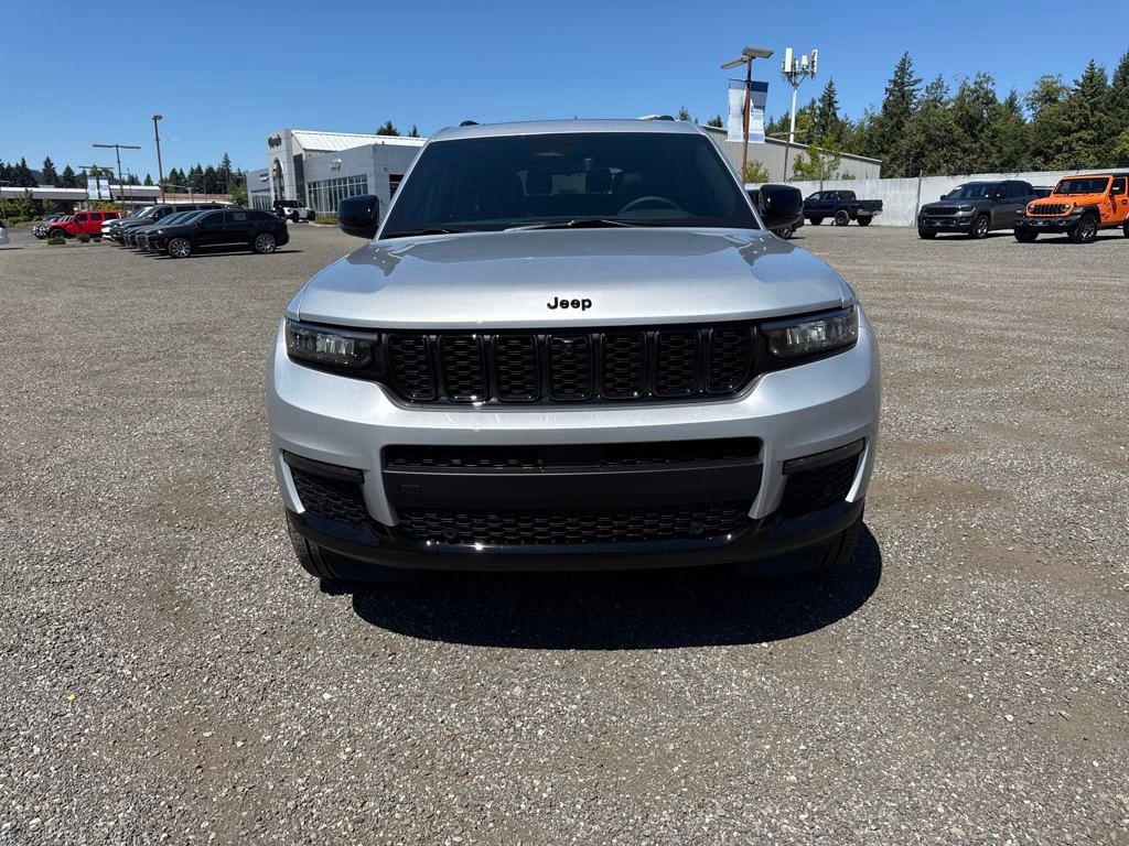 new 2025 Jeep Grand Cherokee L car, priced at $59,005