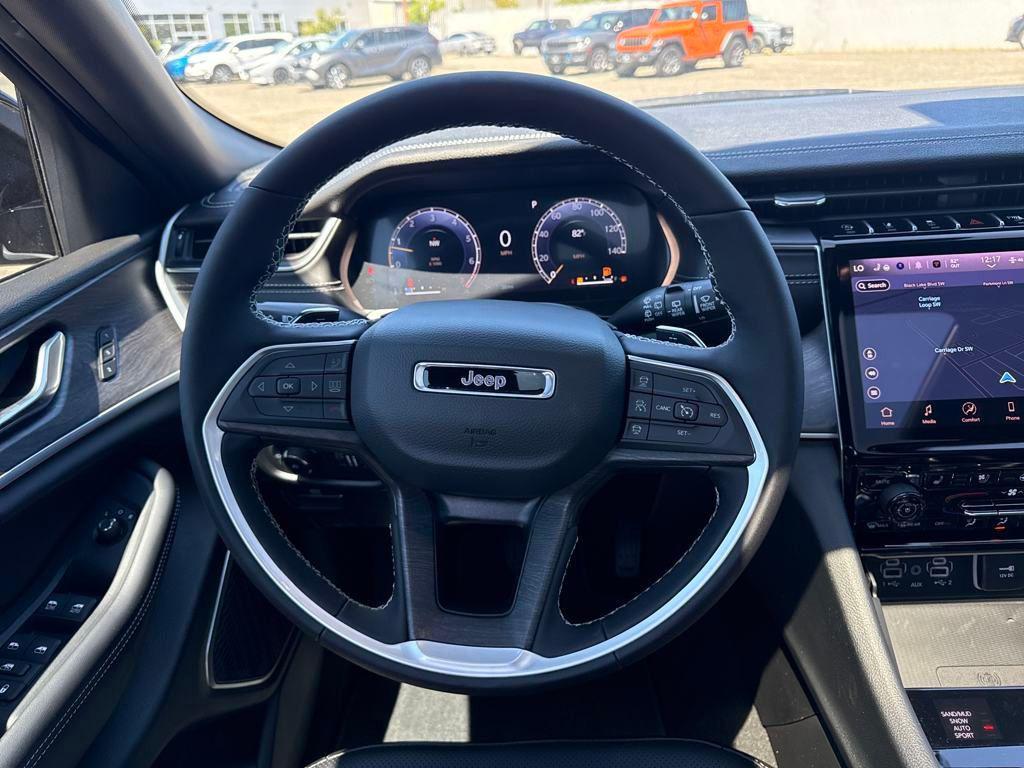 new 2025 Jeep Grand Cherokee L car, priced at $59,005