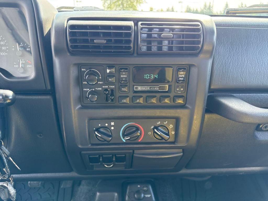 used 2000 Jeep Wrangler car, priced at $11,999