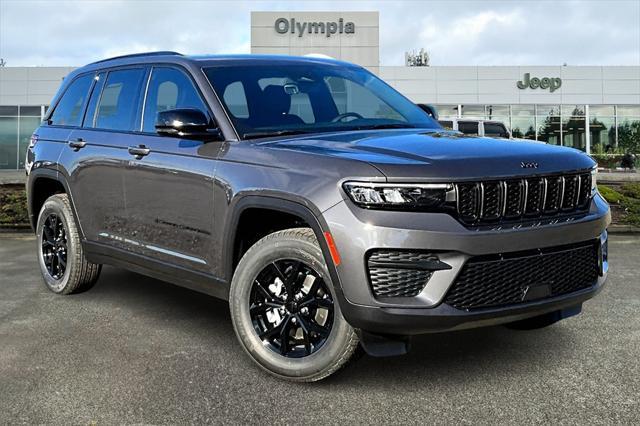 new 2025 Jeep Grand Cherokee car, priced at $43,300