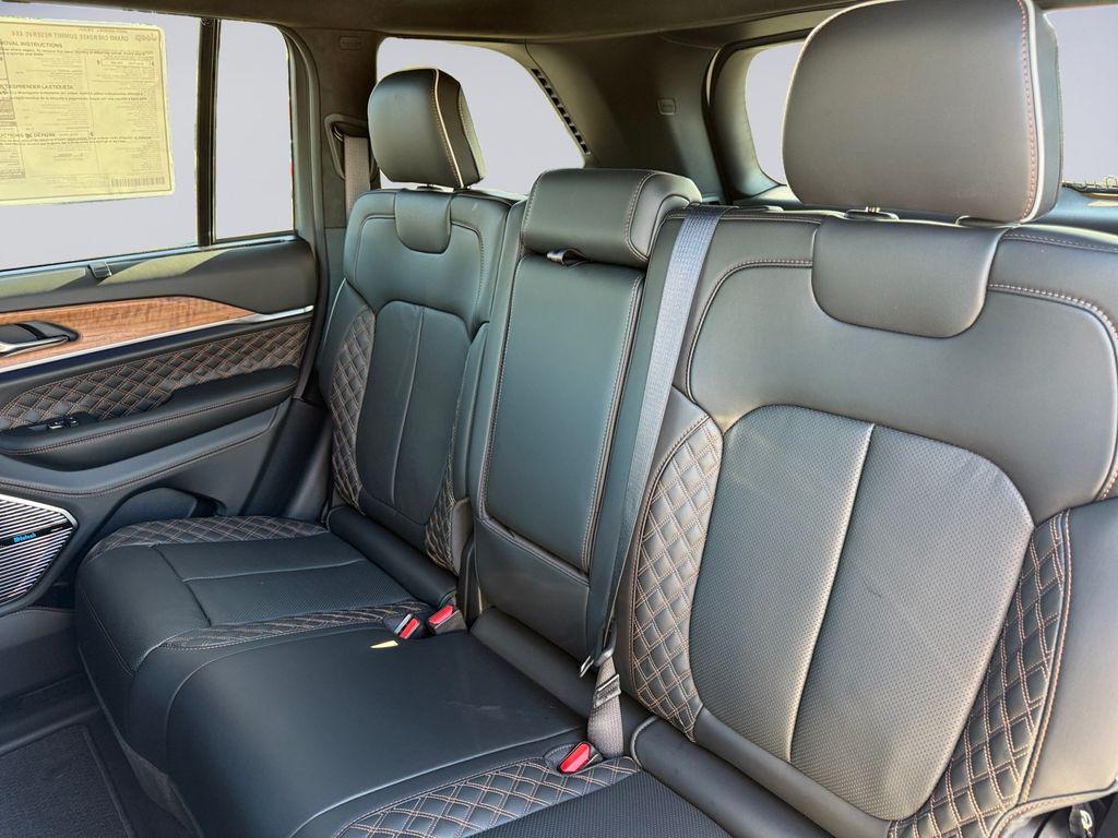 new 2025 Jeep Grand Cherokee car, priced at $64,795