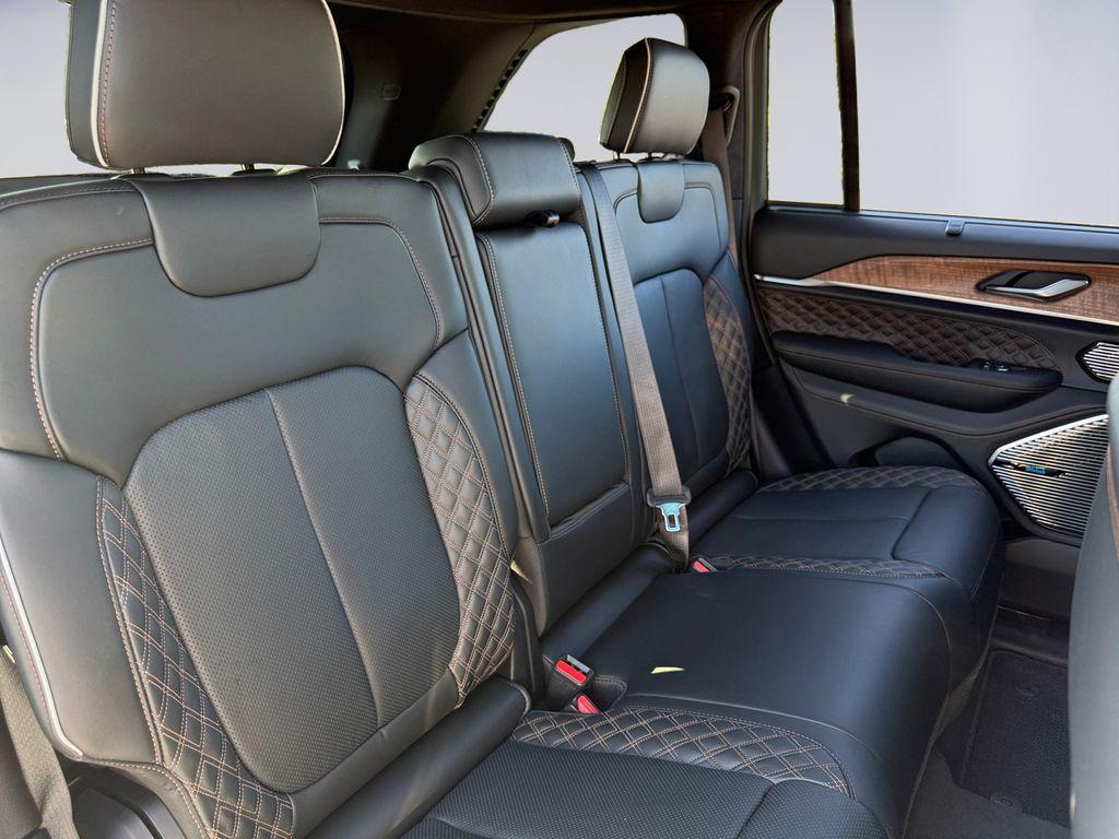 new 2025 Jeep Grand Cherokee car, priced at $64,795