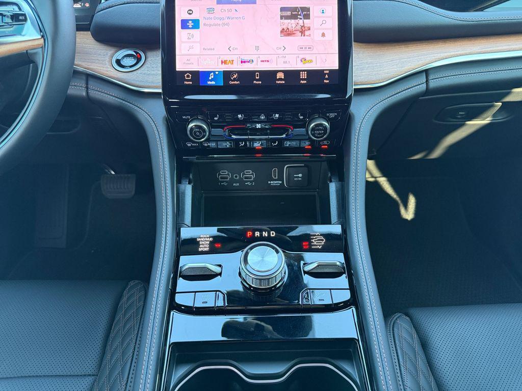 new 2025 Jeep Grand Cherokee car, priced at $64,795