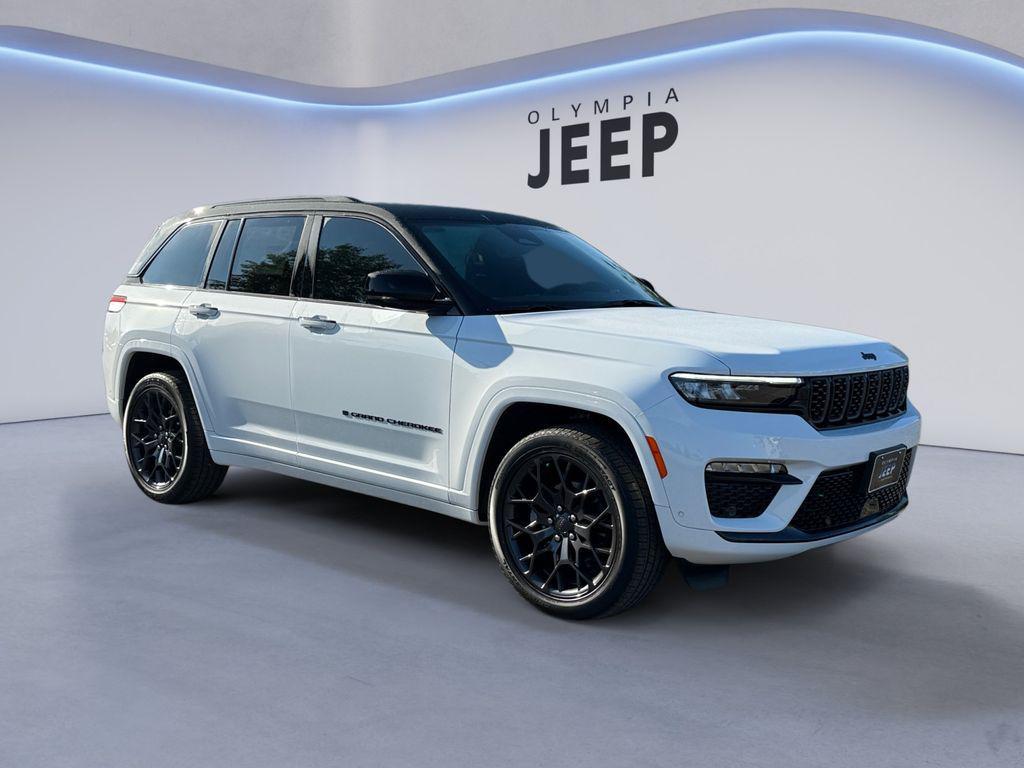 new 2025 Jeep Grand Cherokee car, priced at $64,795