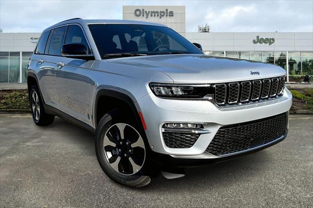 new 2025 Jeep Grand Cherokee car, priced at $60,865
