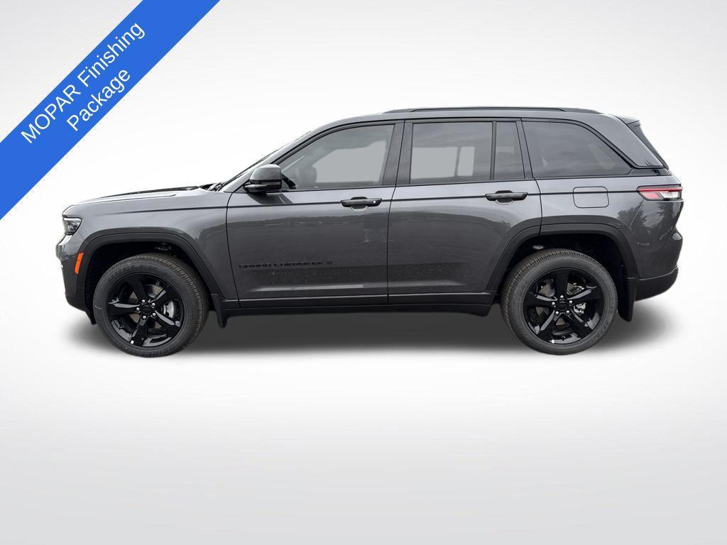 new 2025 Jeep Grand Cherokee car, priced at $46,613