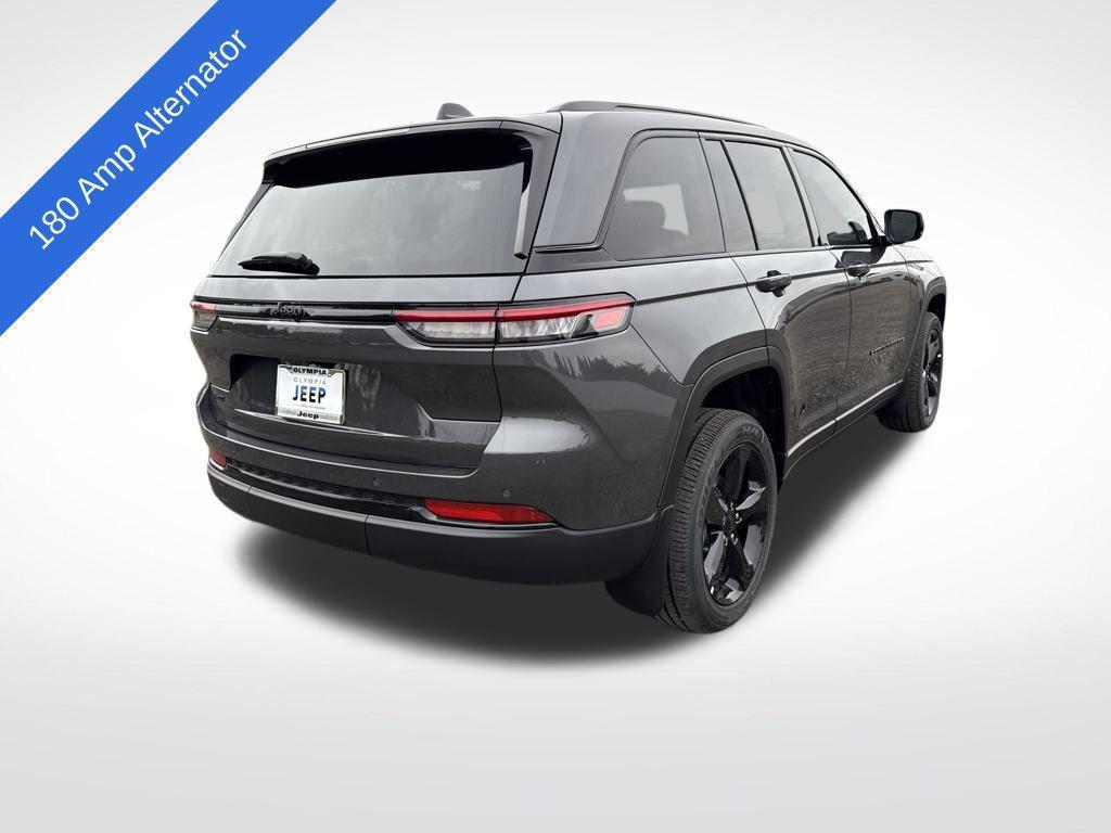 new 2025 Jeep Grand Cherokee car, priced at $46,613