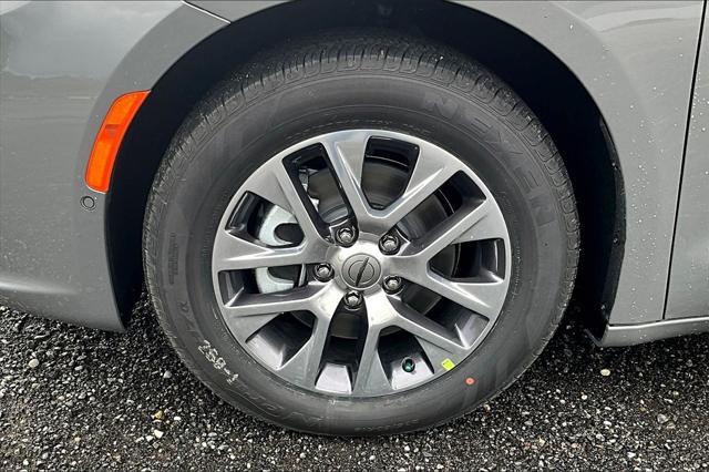 new 2025 Chrysler Pacifica car, priced at $48,536