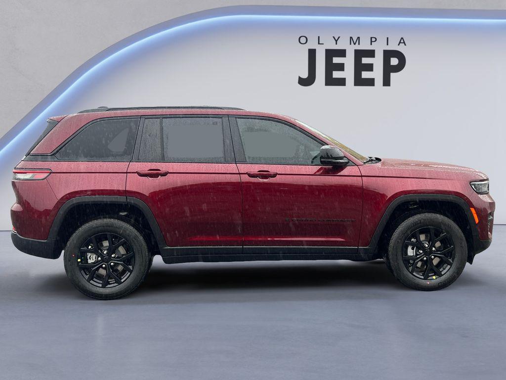 new 2025 Jeep Grand Cherokee car, priced at $47,725