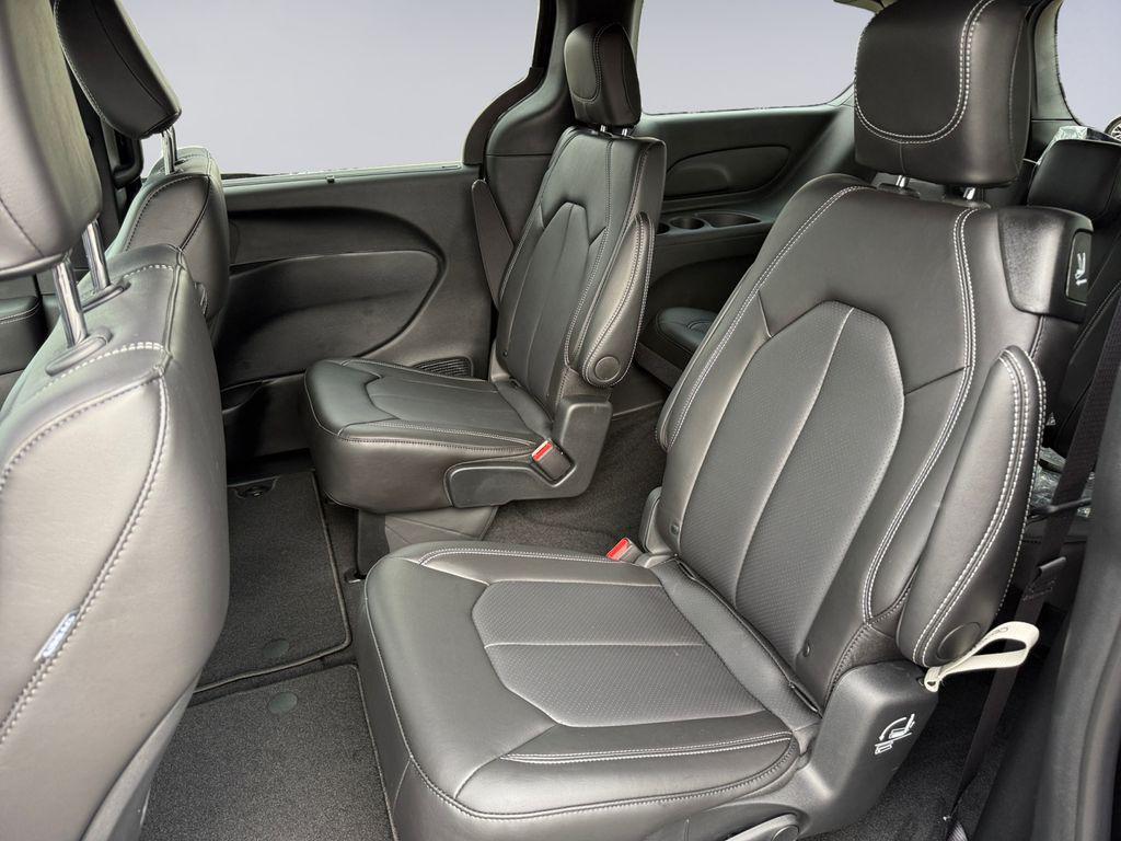 new 2025 Chrysler Voyager car, priced at $34,193