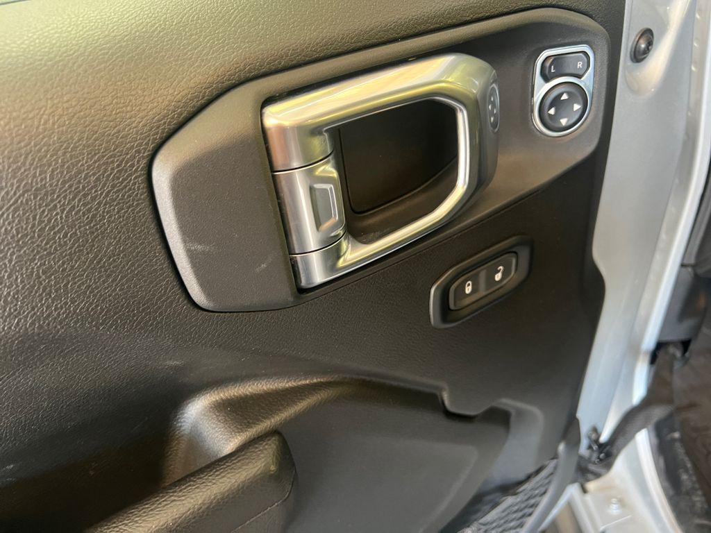used 2023 Jeep Gladiator car, priced at $38,998