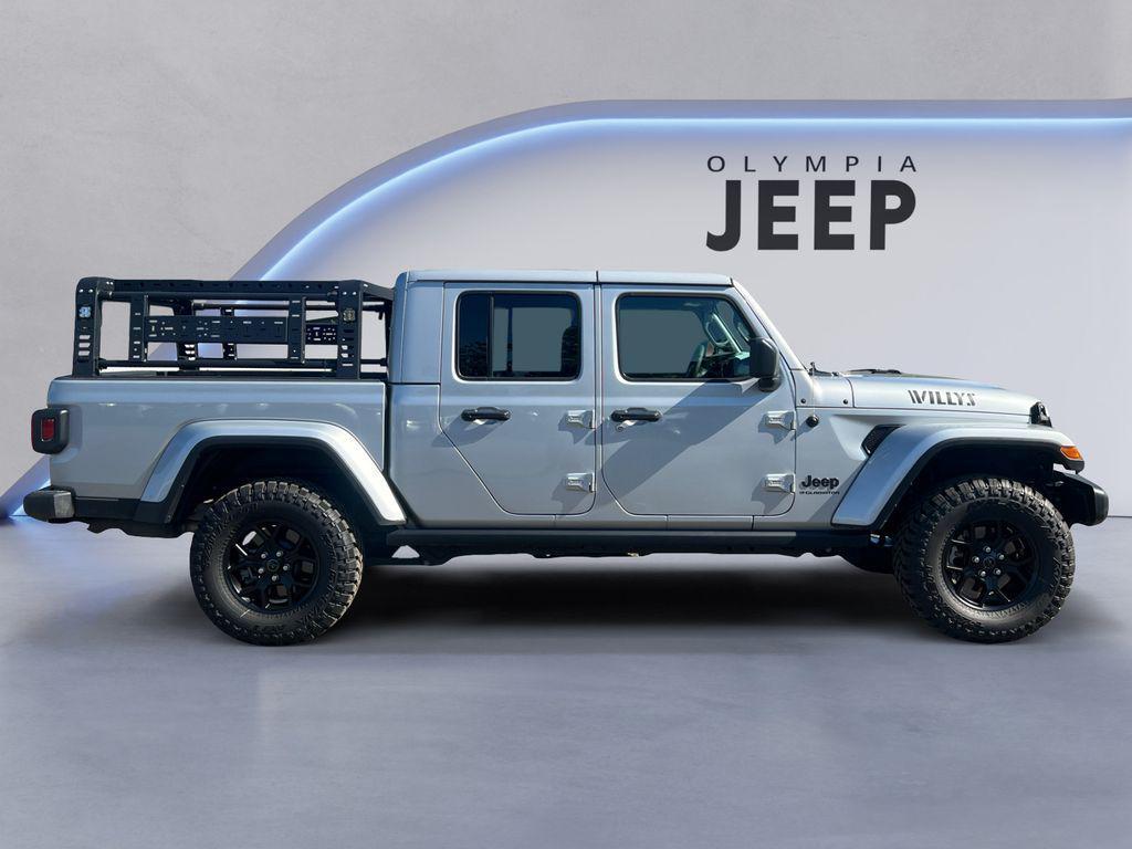 used 2023 Jeep Gladiator car, priced at $38,998