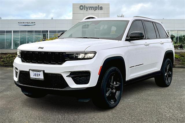 new 2025 Jeep Grand Cherokee car, priced at $46,080