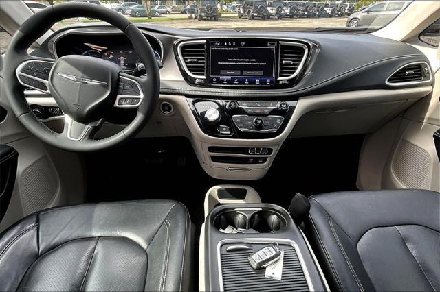 used 2022 Chrysler Pacifica Hybrid car, priced at $28,288