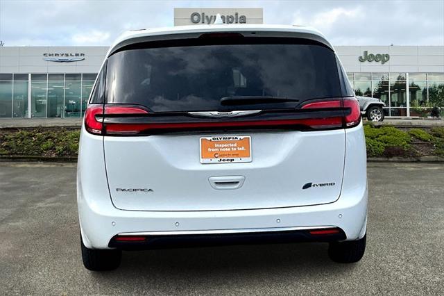 used 2022 Chrysler Pacifica Hybrid car, priced at $28,288