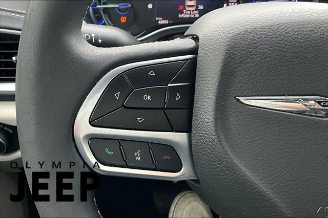 used 2022 Chrysler Pacifica Hybrid car, priced at $25,272