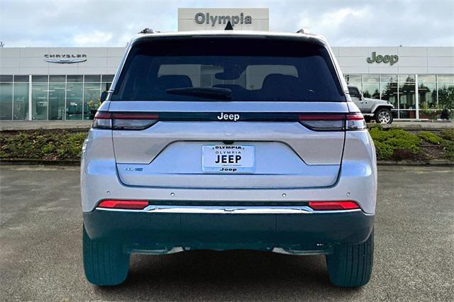 new 2024 Jeep Grand Cherokee car, priced at $47,625