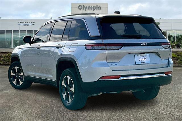 new 2024 Jeep Grand Cherokee car, priced at $47,625