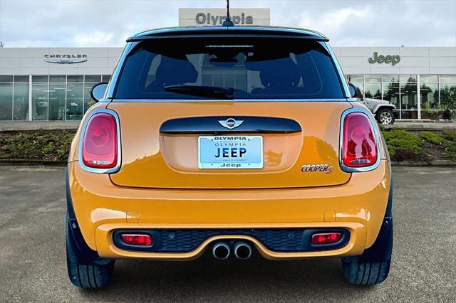 used 2018 MINI Hardtop car, priced at $19,999