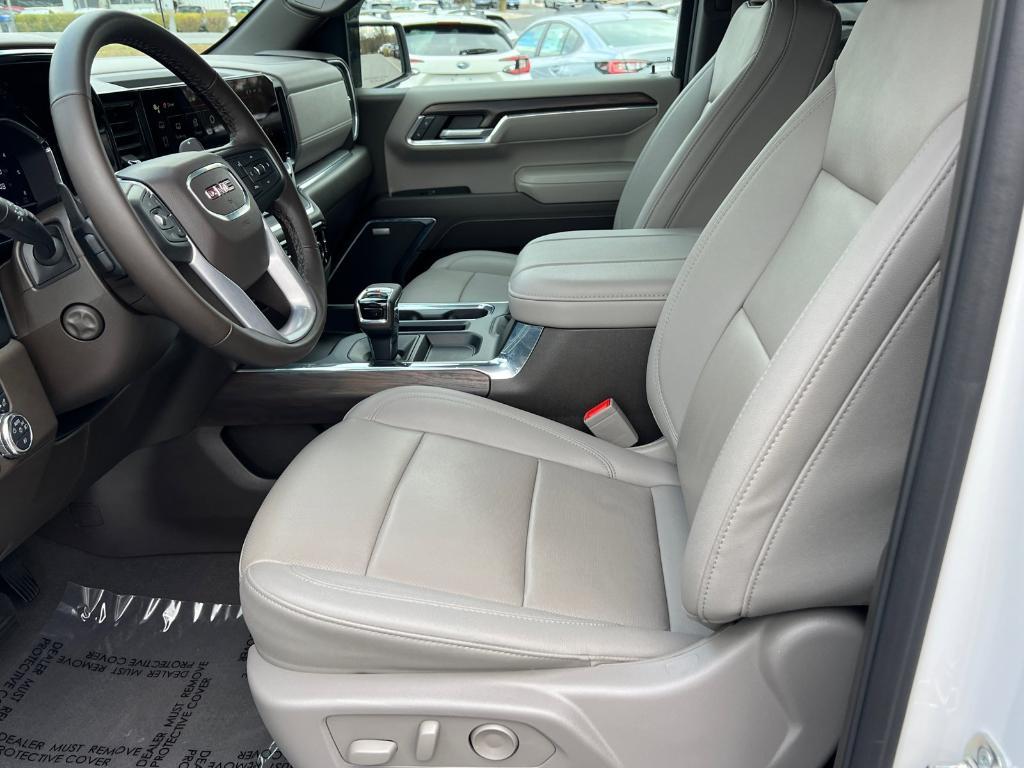 used 2024 GMC Sierra 1500 car, priced at $47,999