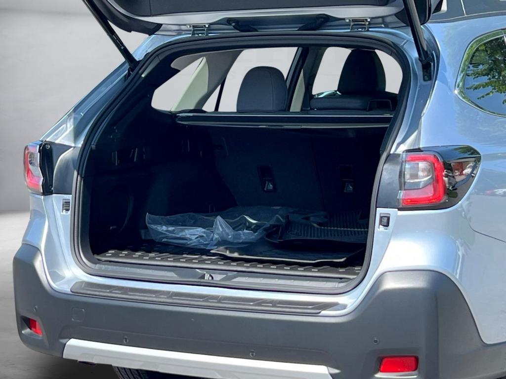 used 2025 Subaru Outback car, priced at $34,900