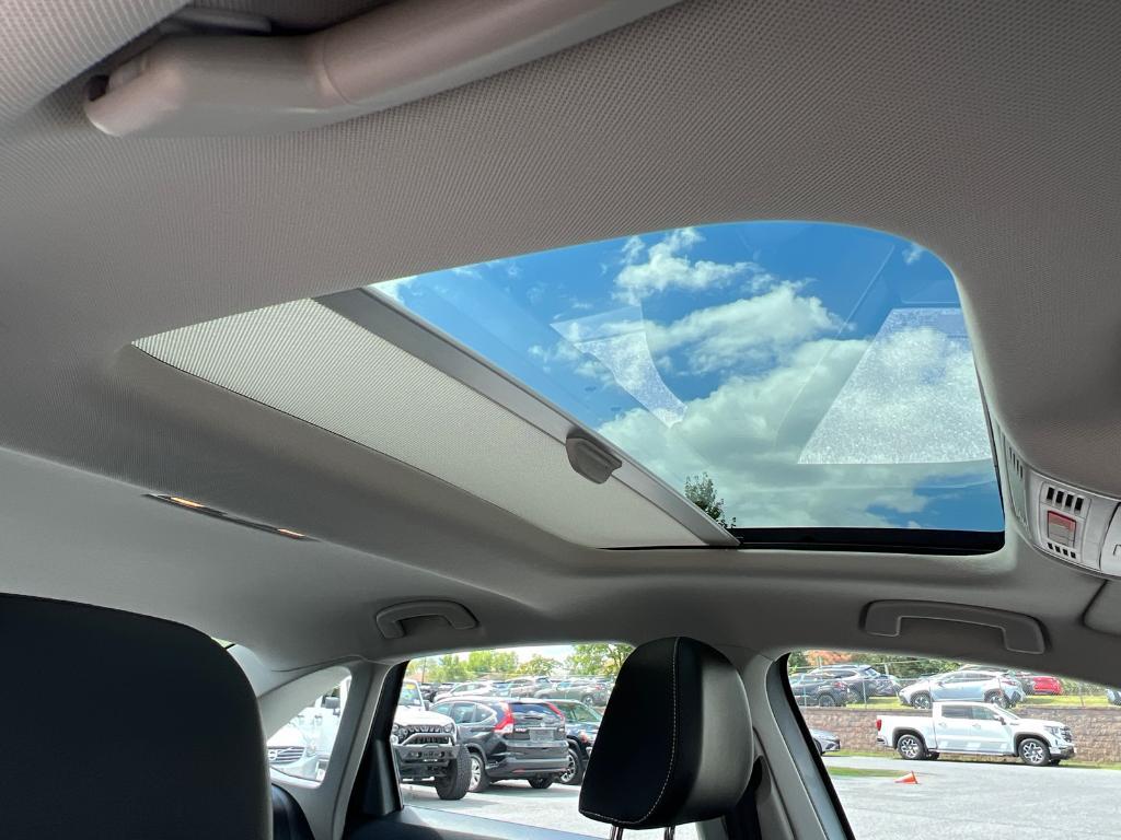 used 2022 Volkswagen Jetta car, priced at $16,867