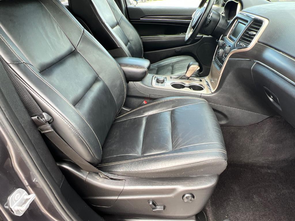 used 2017 Jeep Grand Cherokee car, priced at $15,461