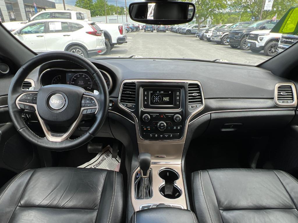 used 2017 Jeep Grand Cherokee car, priced at $15,461
