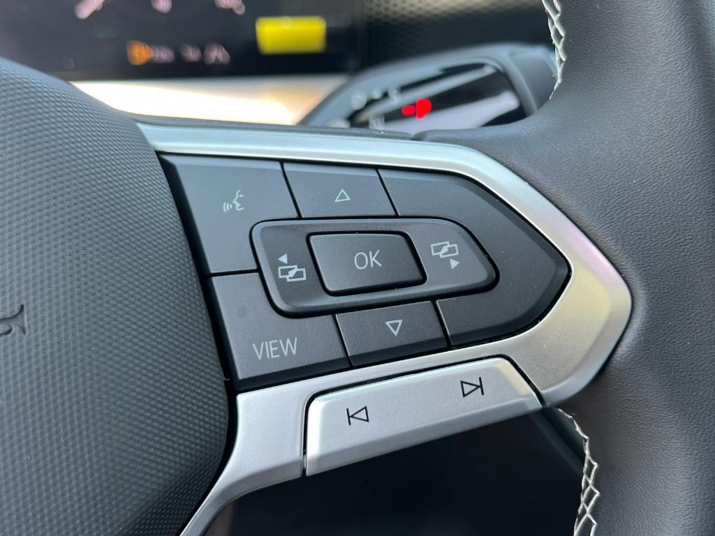 new 2025 Volkswagen Tiguan car, priced at $35,823