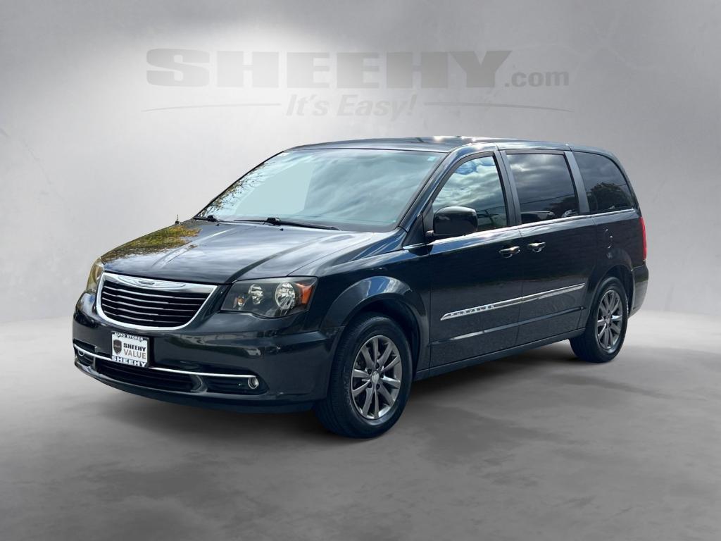 used 2015 Chrysler Town & Country car, priced at $11,101