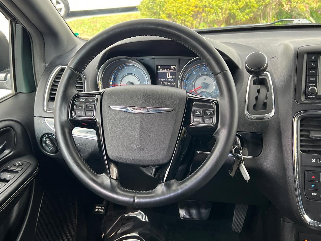 used 2015 Chrysler Town & Country car, priced at $11,101