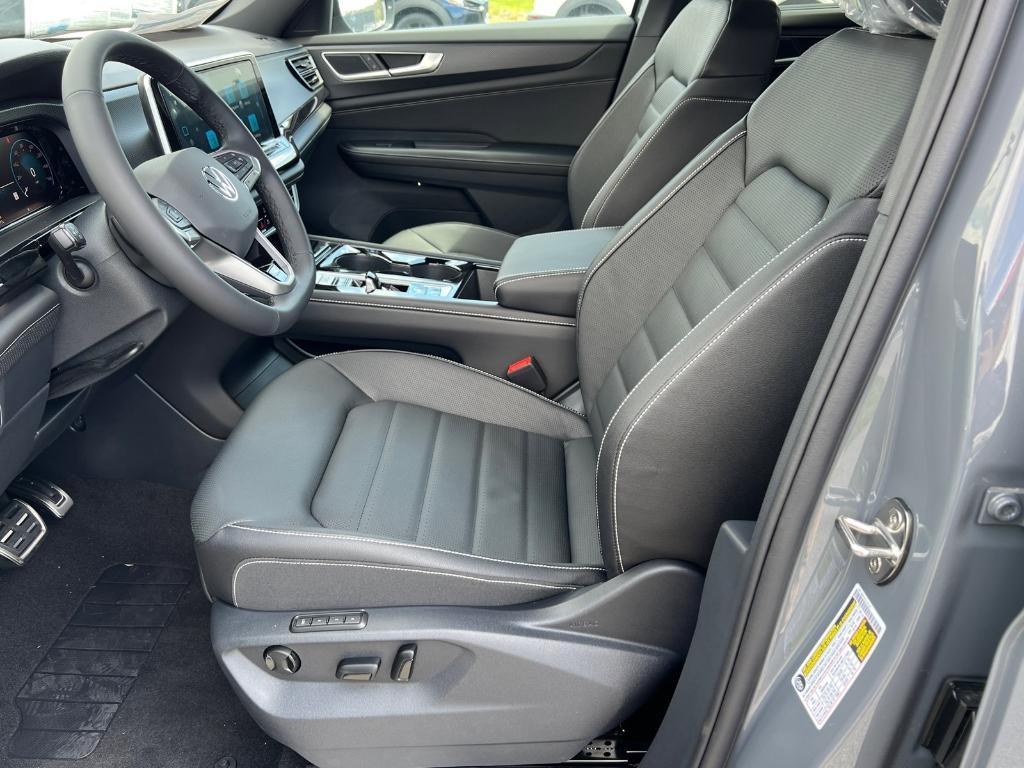 new 2025 Volkswagen Atlas Cross Sport car, priced at $47,851