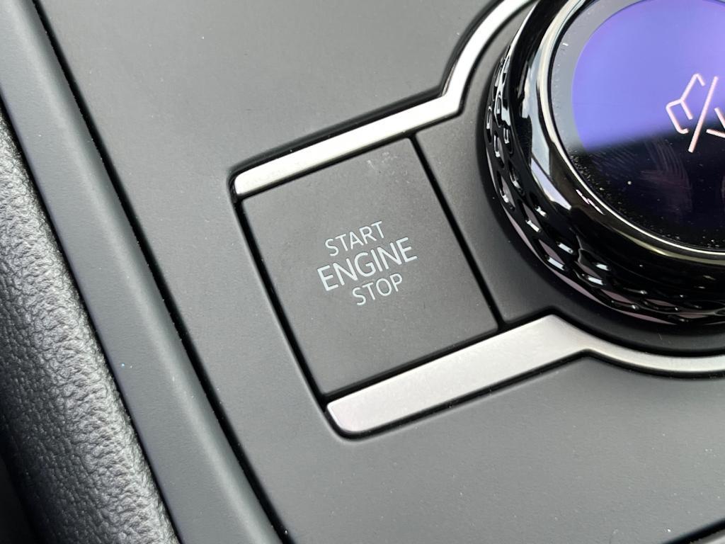 new 2025 Volkswagen Tiguan car, priced at $35,823