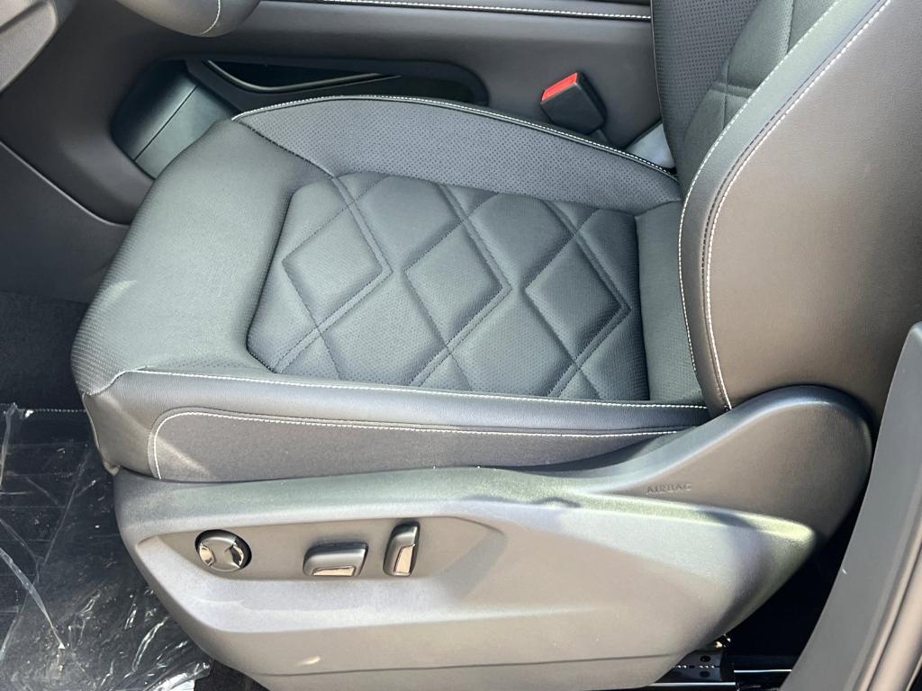 new 2026 Volkswagen Atlas car, priced at $40,928