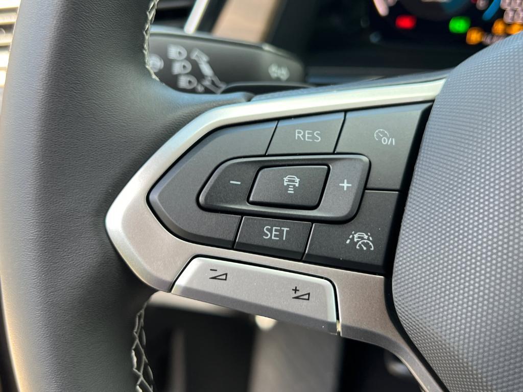 new 2026 Volkswagen Atlas car, priced at $40,928