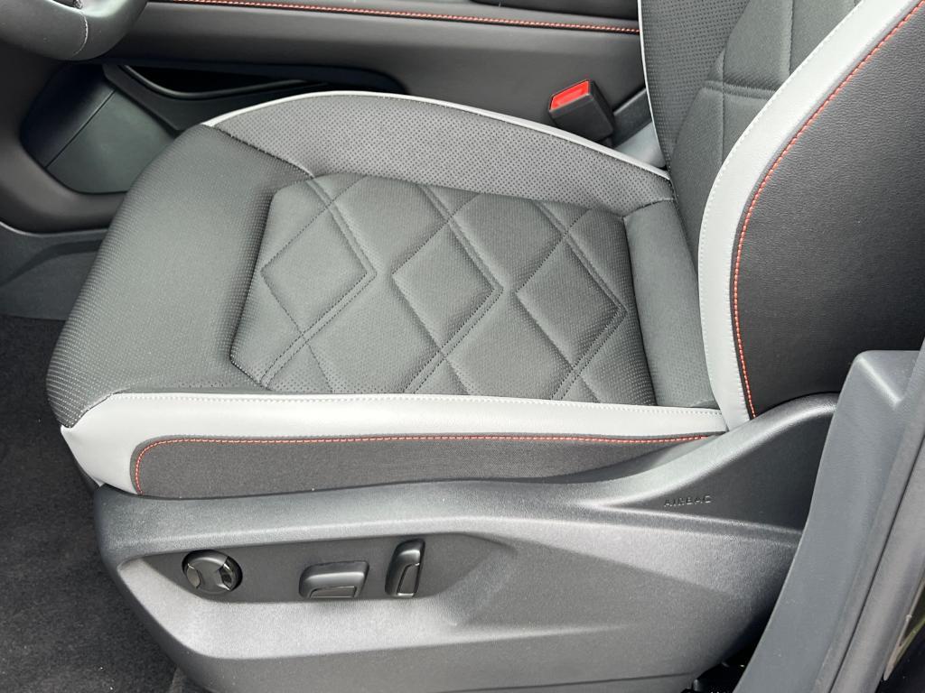 new 2025 Volkswagen Atlas car, priced at $45,039